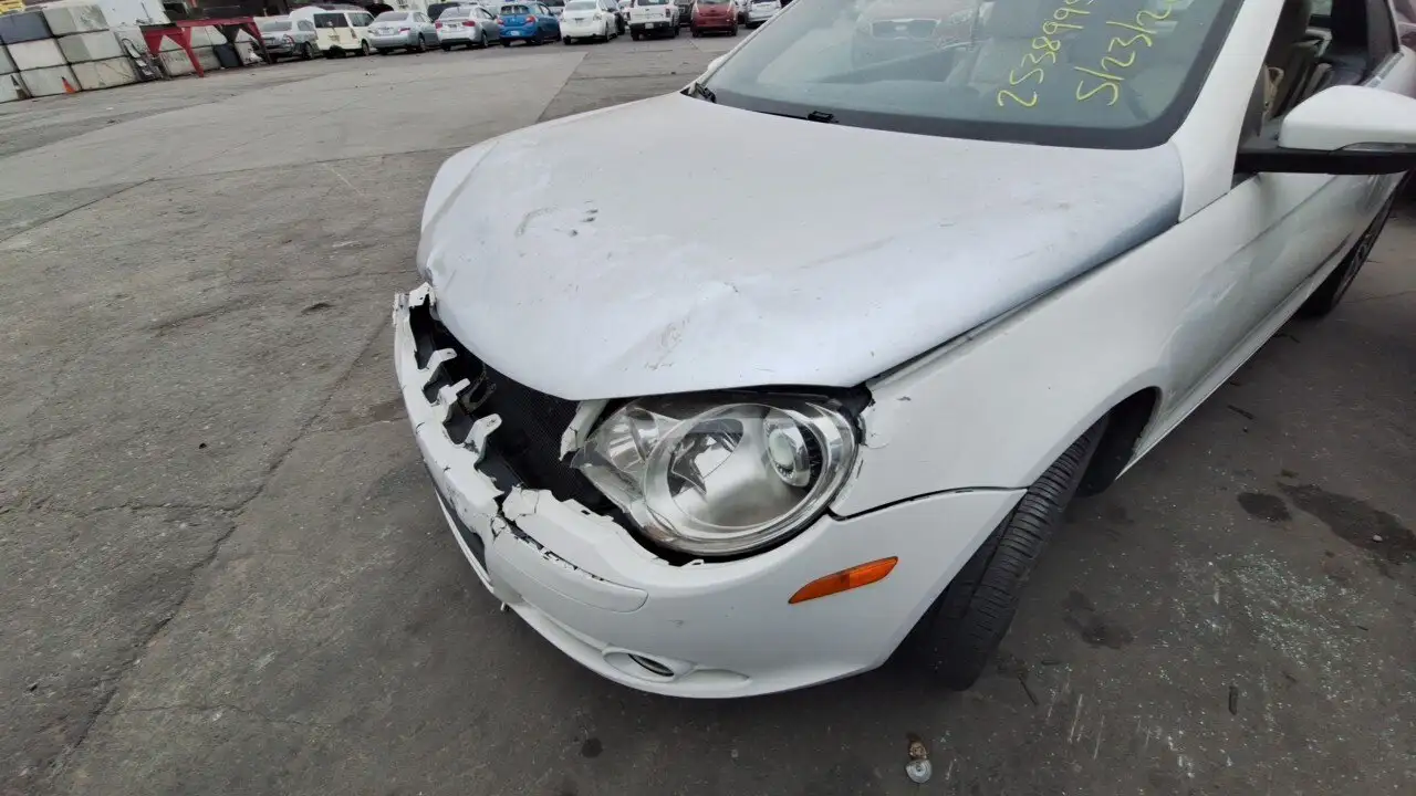 Photo of 2009 Volkswagen Eos