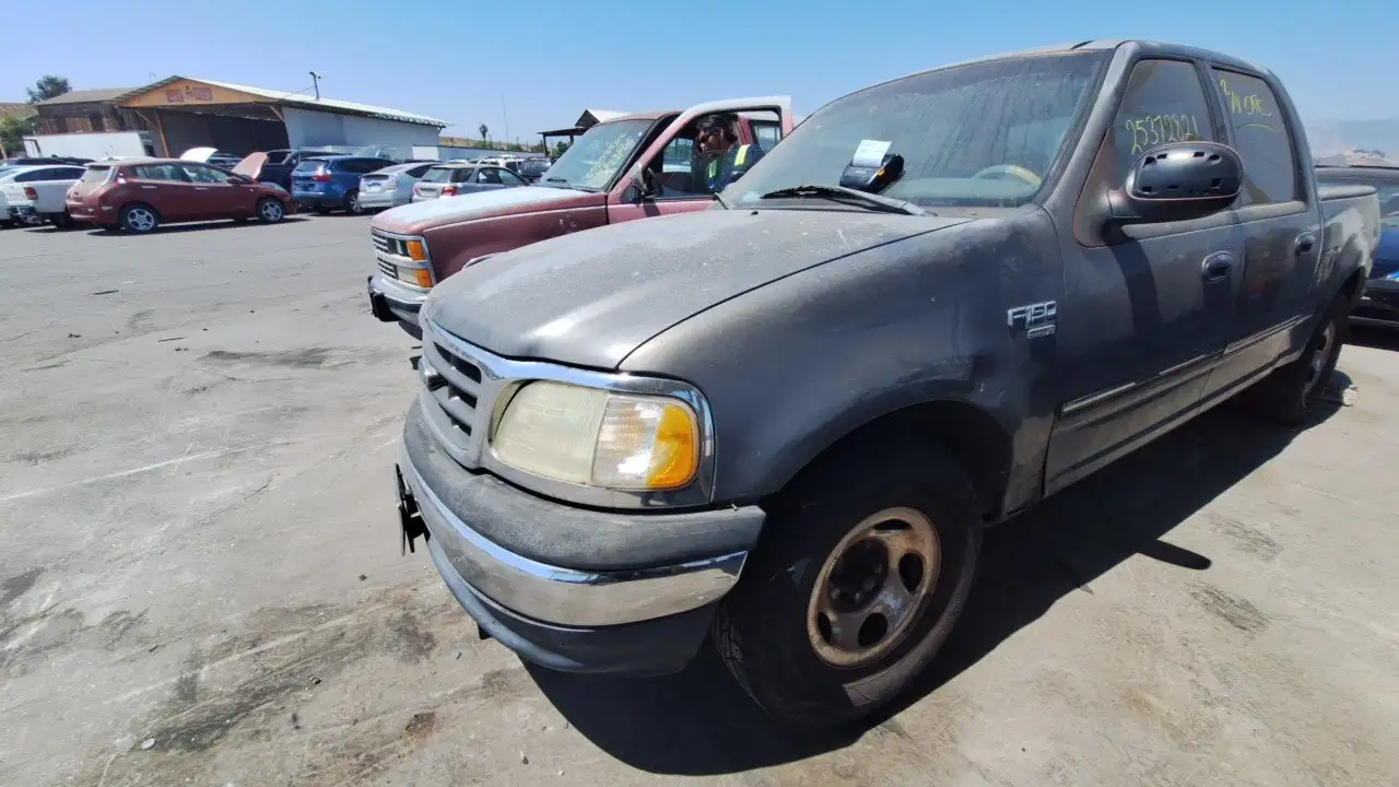 Photo of 2002 Ford F-150