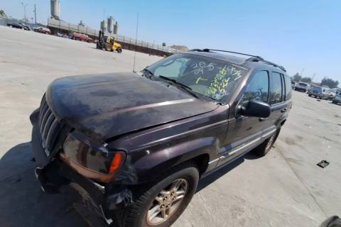 Photo of 2004 Jeep Grand Cherokee