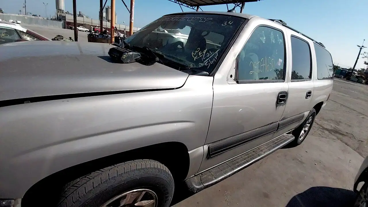 Photo of 2005 Chevrolet Suburban 1500