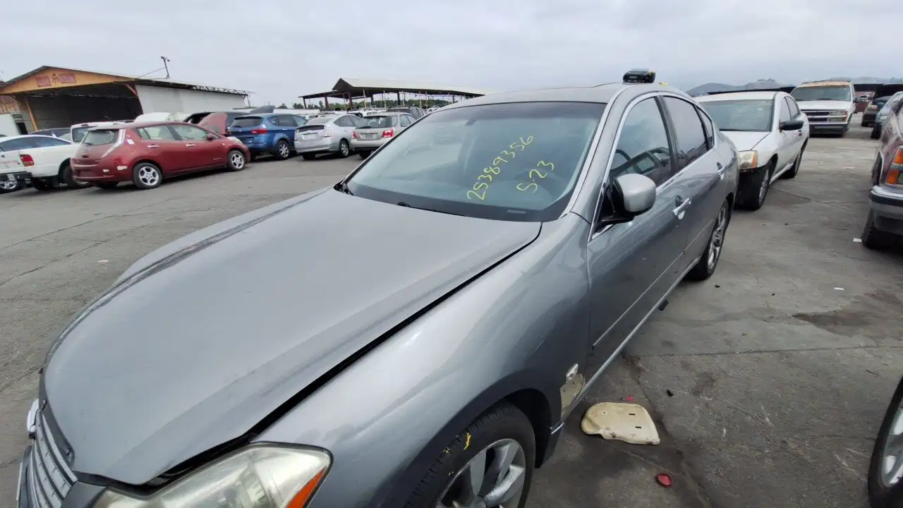 Photo of 2006 Infiniti M35