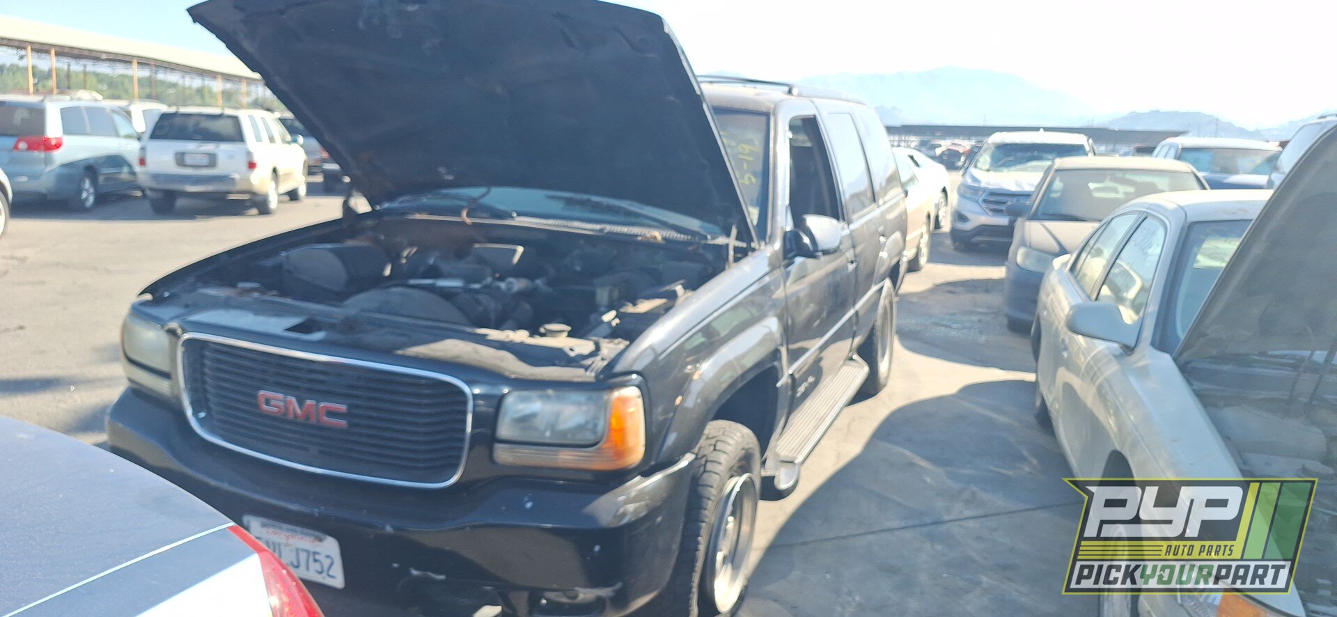 Photo of 1999 Gmc Yukon