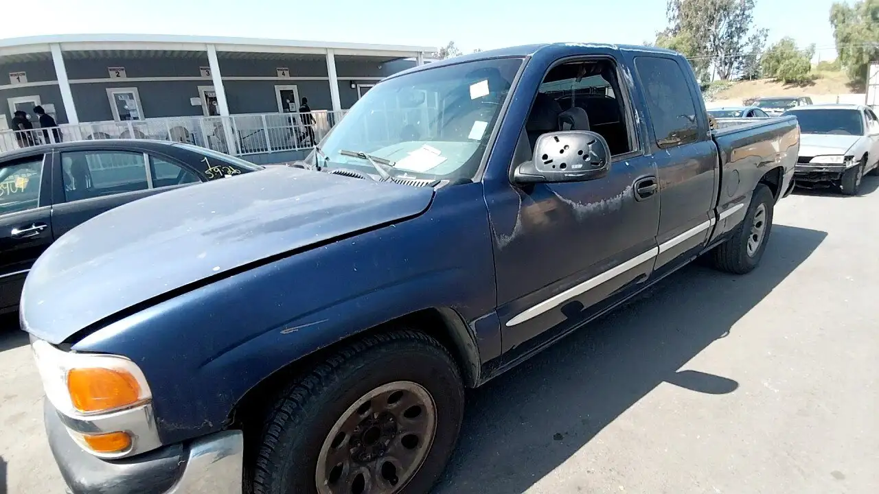 Photo of 2001 Gmc Sierra 1500