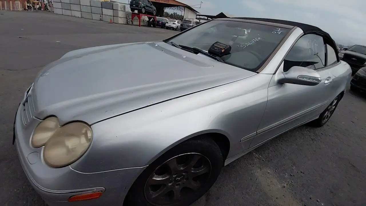 Photo of 2004 Mercedes-Benz Clk320