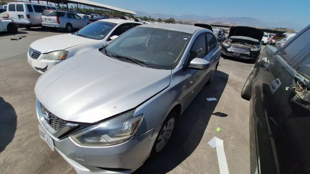 Photo of 2016 Nissan Sentra