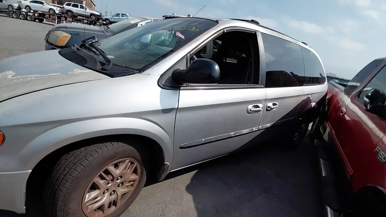 Photo of 2001 Dodge Grand Caravan