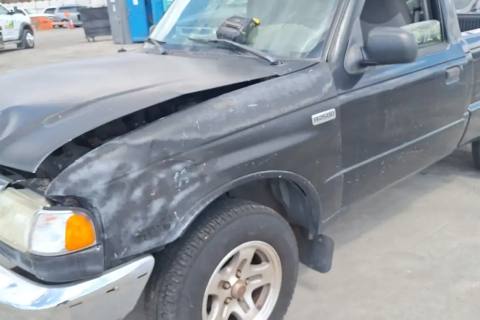Photo of 1999 Mazda B2500