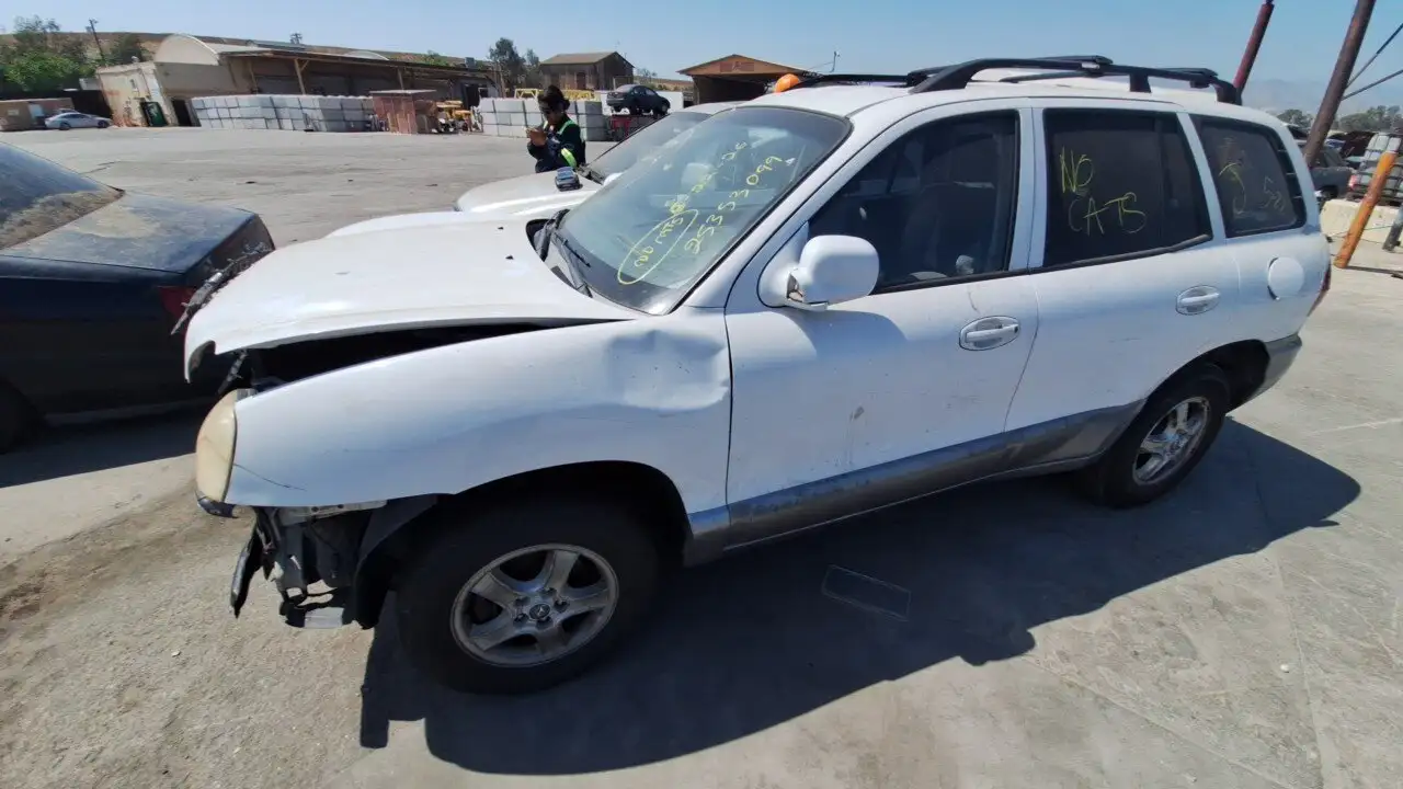 Photo of 2004 Hyundai Santa Fe
