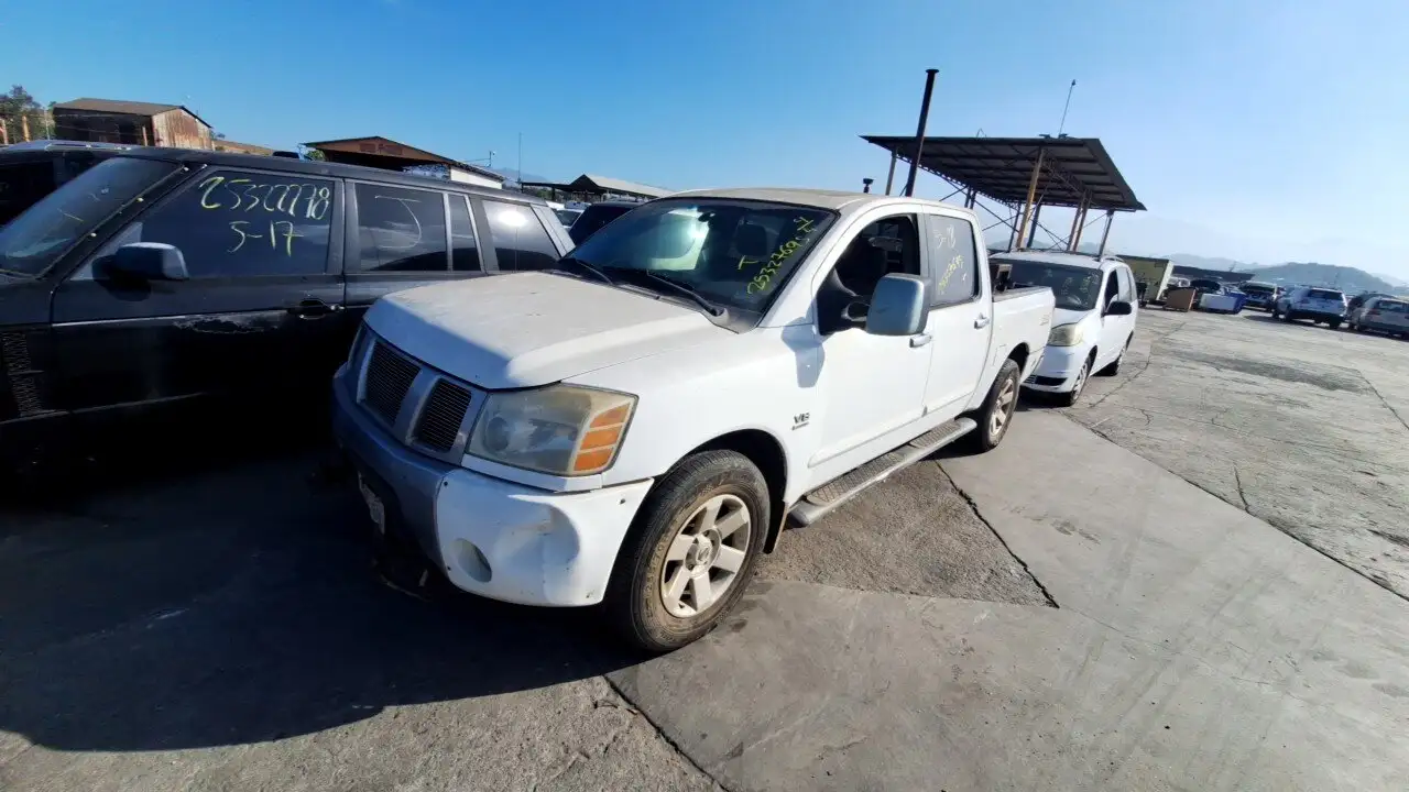 Photo of 2004 Nissan Titan