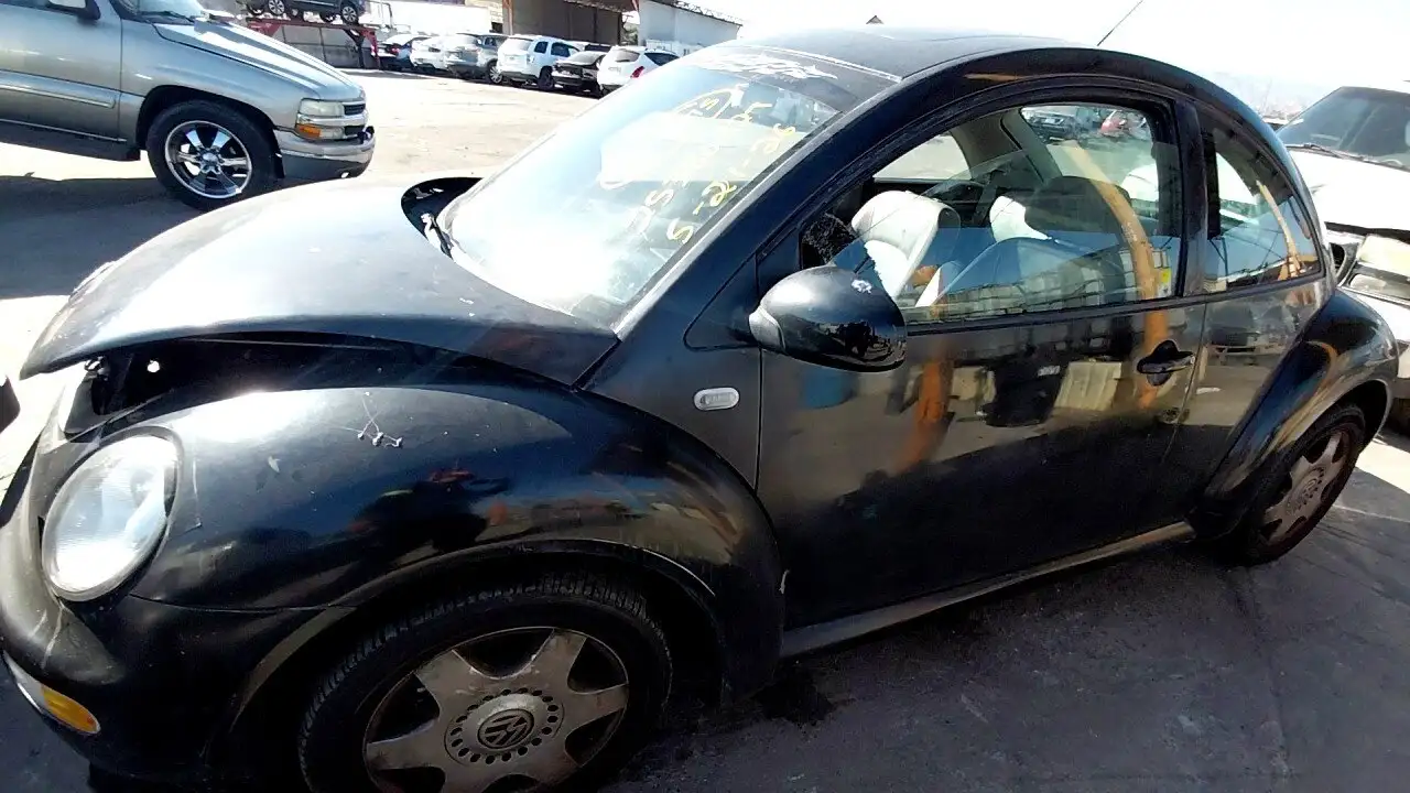 Photo of 2001 Volkswagen Beetle
