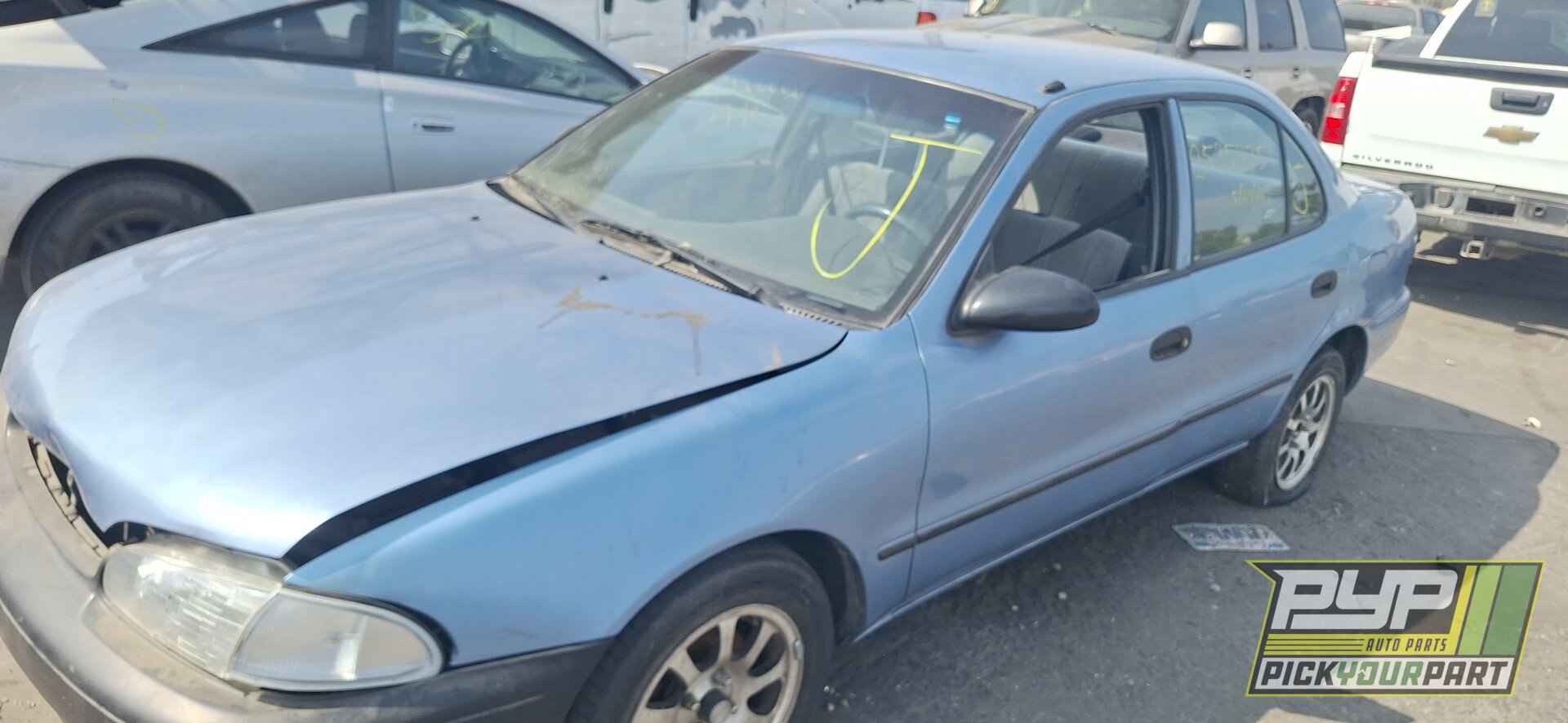 Photo of 1995 Geo Prizm