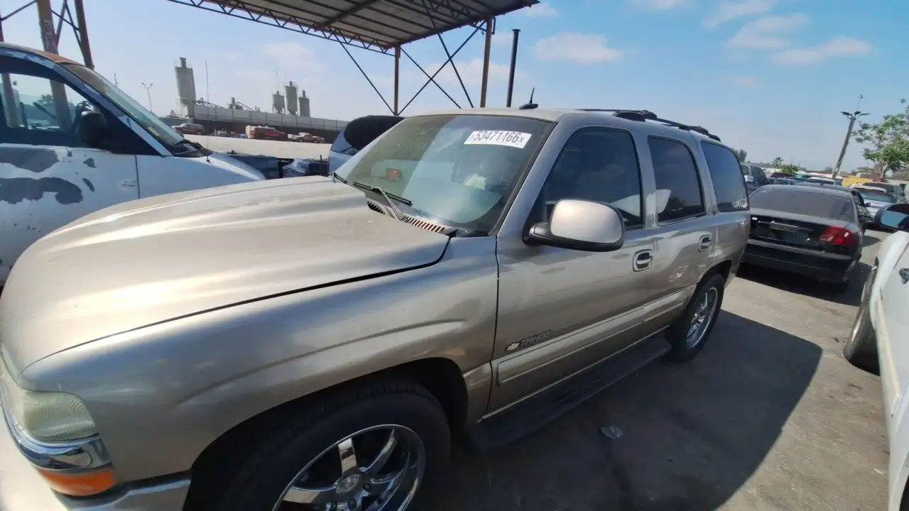 Photo of 2003 Chevrolet Tahoe