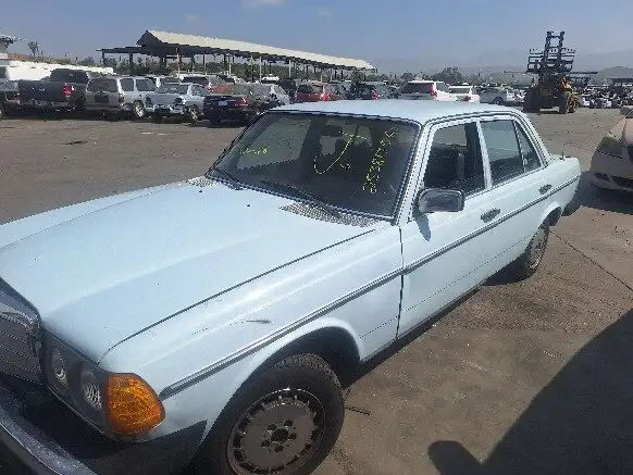 Photo of 1978 Mercedes-Benz 300D