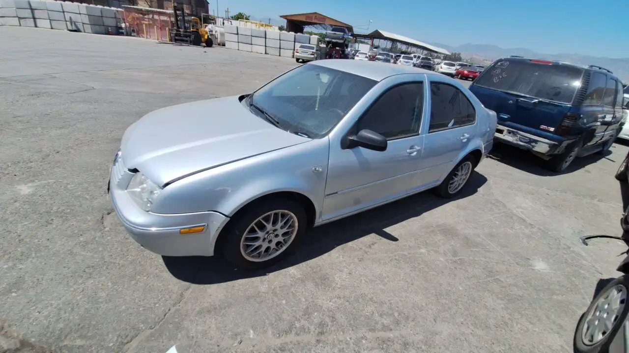 Photo of 2004 Volkswagen Jetta