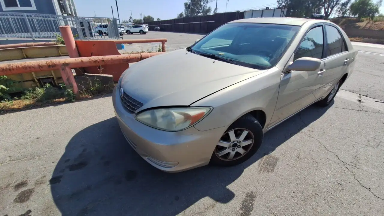 Photo of 2004 Toyota Camry