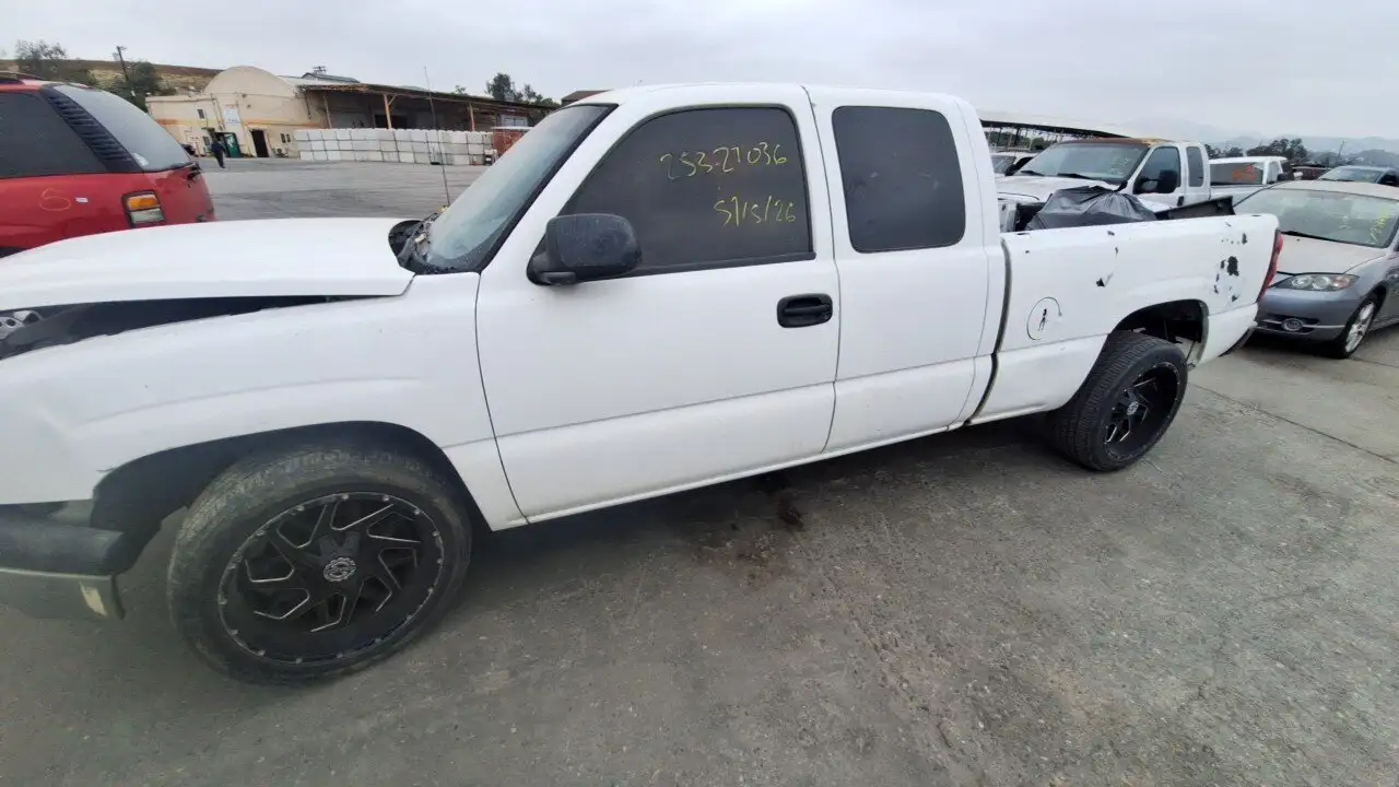 Photo of 2005 Chevrolet Silverado 1500