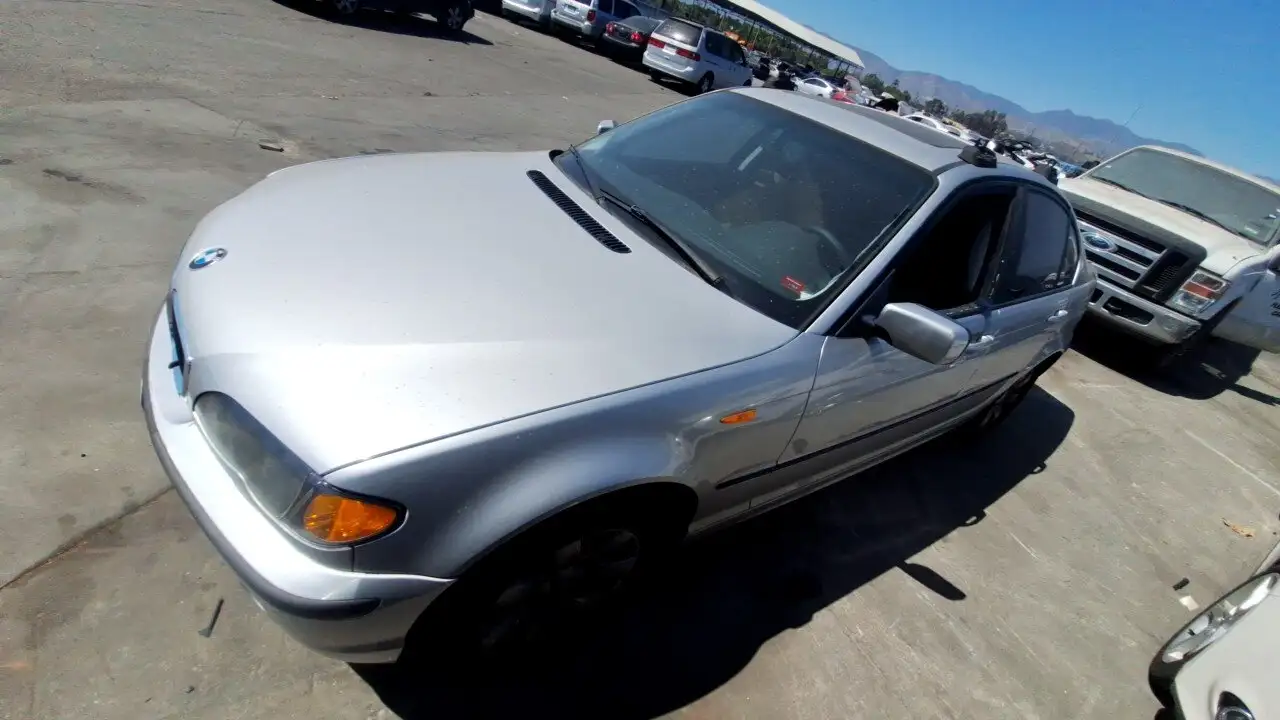 Photo of 2002 Bmw 325Xi