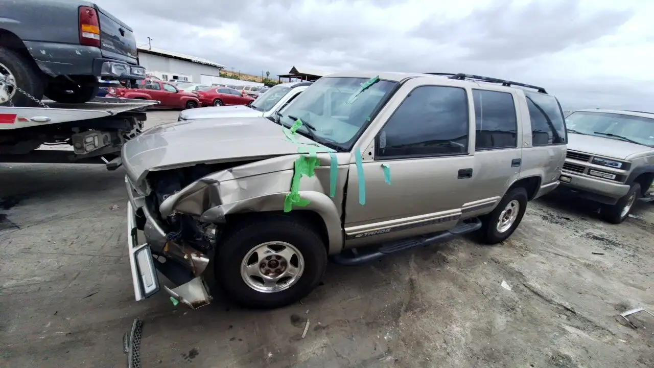 Photo of 2000 Chevrolet Tahoe