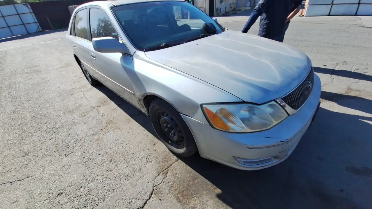 Photo of 2002 Toyota Avalon