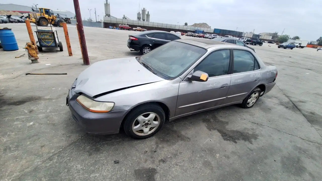 Photo of 2000 Honda Accord