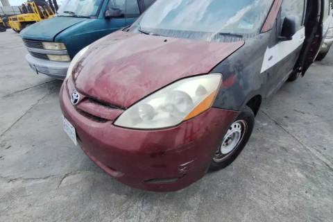 Photo of 2009 Toyota Sienna