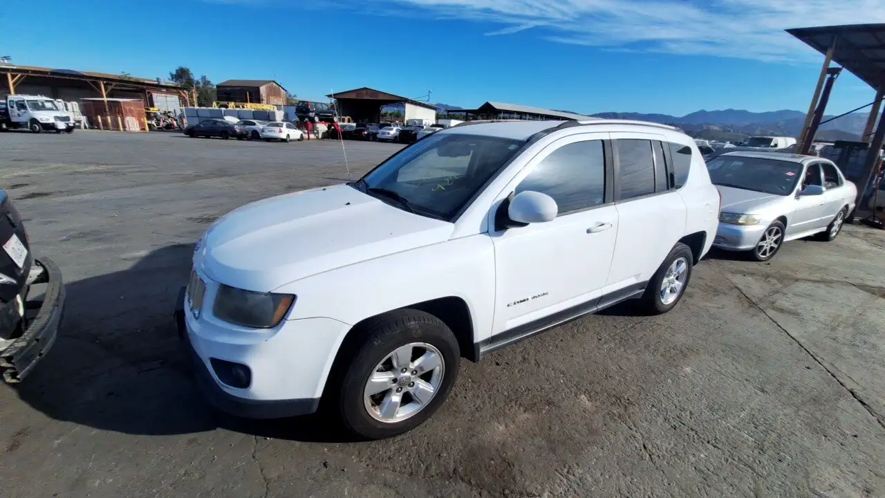 Photo of 2014 Jeep Compass