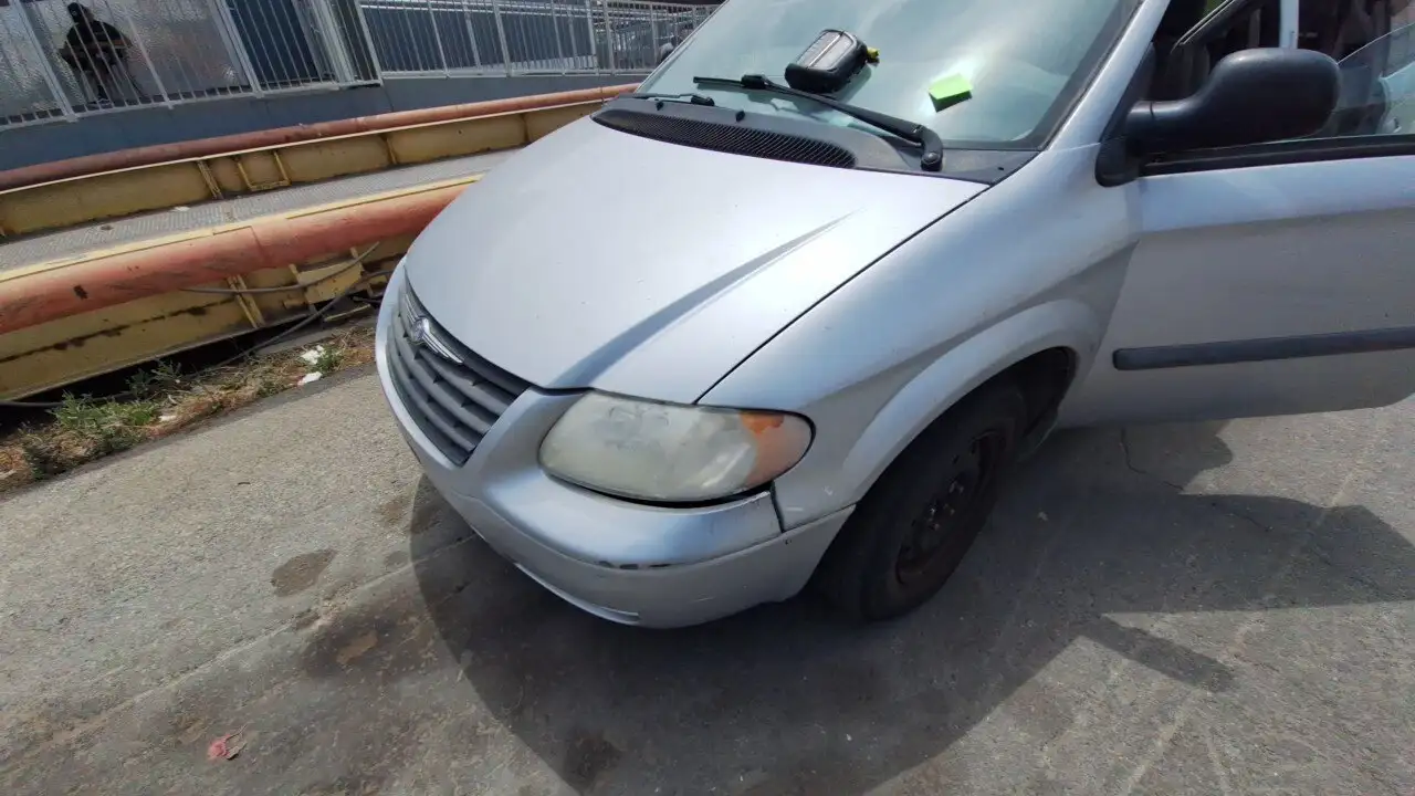 Photo of 2007 Chrysler Town & Country