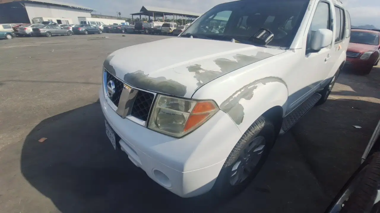 Photo of 2005 Nissan Pathfinder