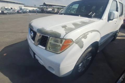 Photo of 2005 Nissan Pathfinder