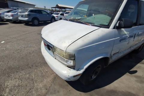 Photo of 2001 Gmc Safari