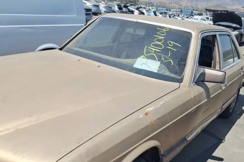 Photo of 1984 Mercedes-Benz 300-Class