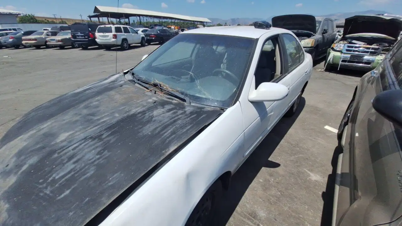 Photo of 2004 Nissan Sentra