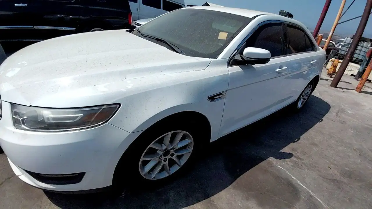 Photo of 2016 Ford Taurus