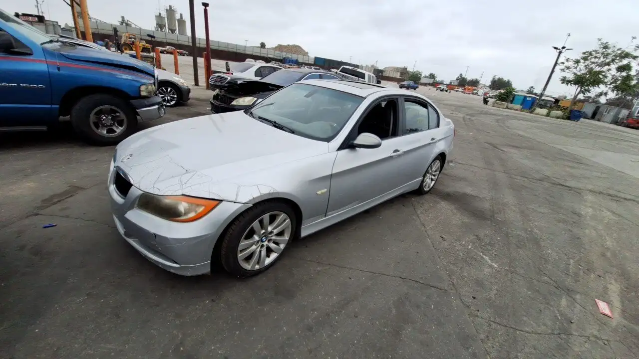 Photo of 2006 Bmw 325I
