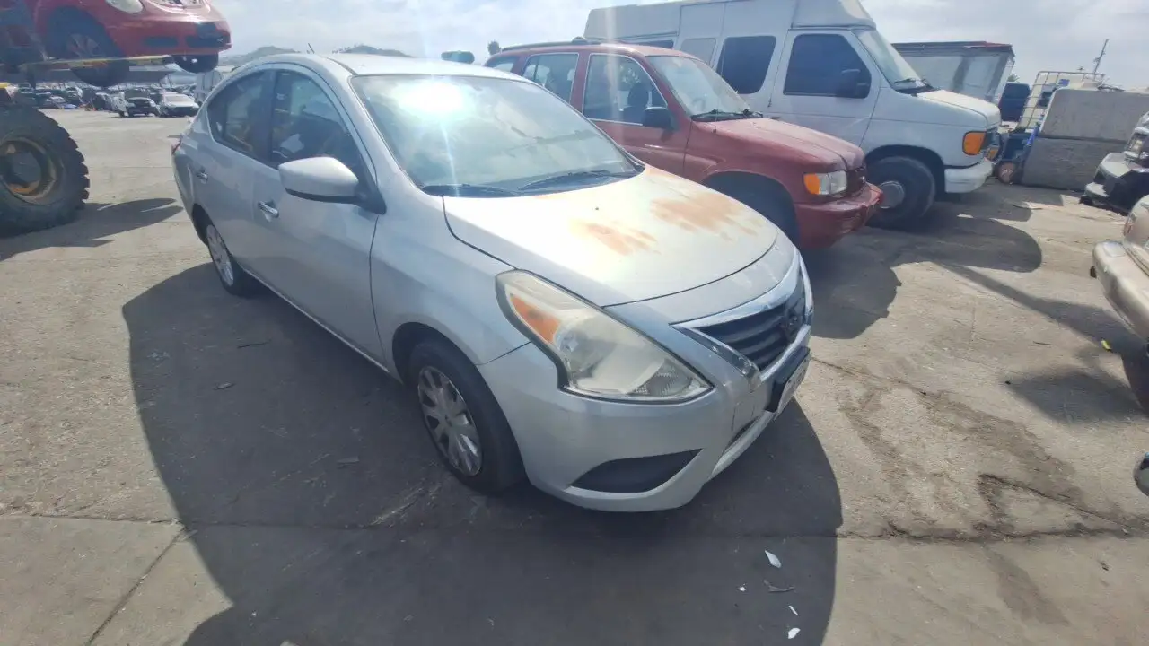Photo of 2016 Nissan Versa