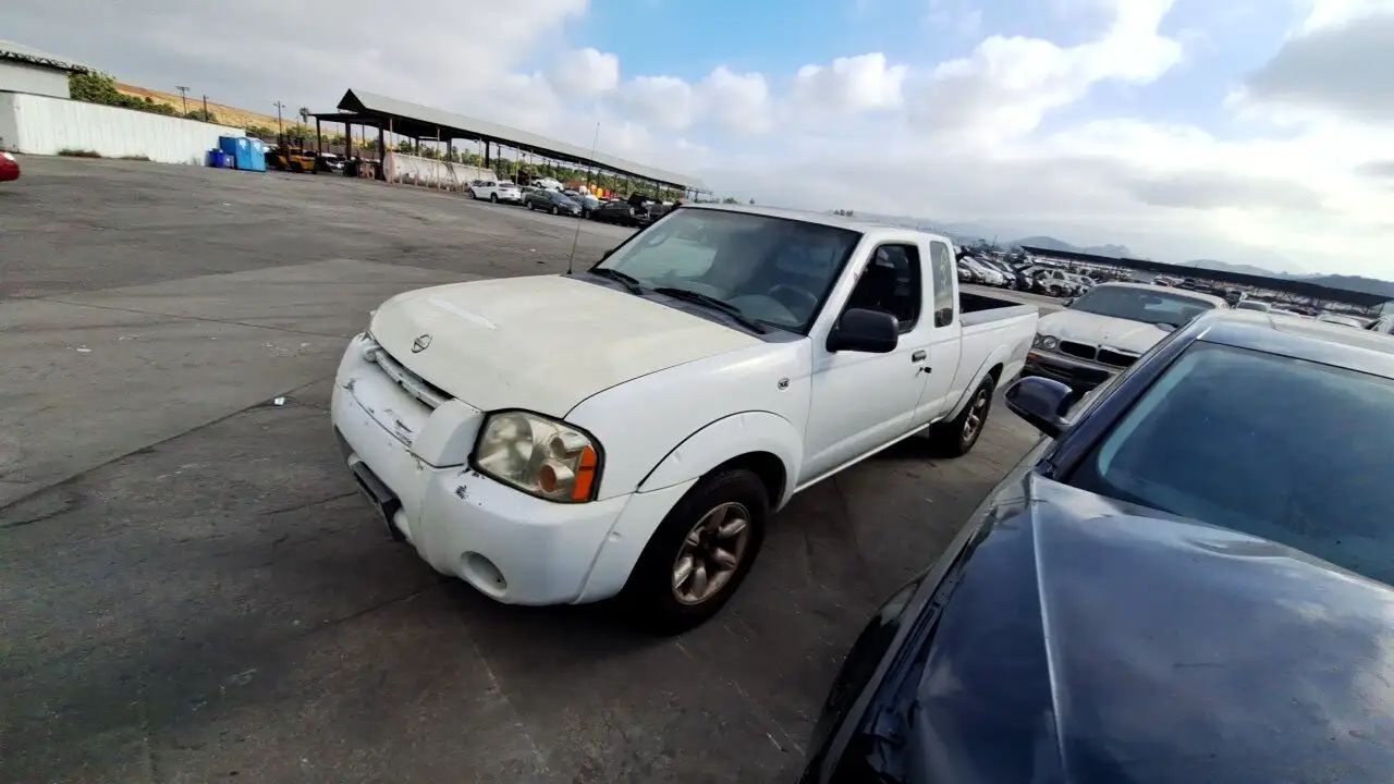 Photo of 2004 Nissan Frontier
