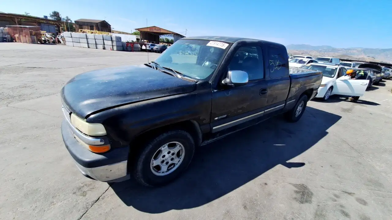 Photo of 2000 Chevrolet Silverado 1500