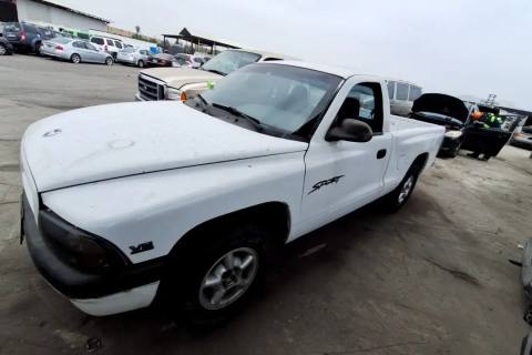 Photo of 2000 Dodge Dakota