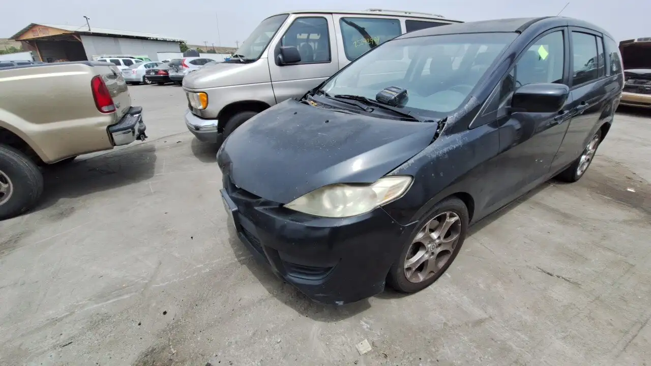 Photo of 2010 Mazda 5