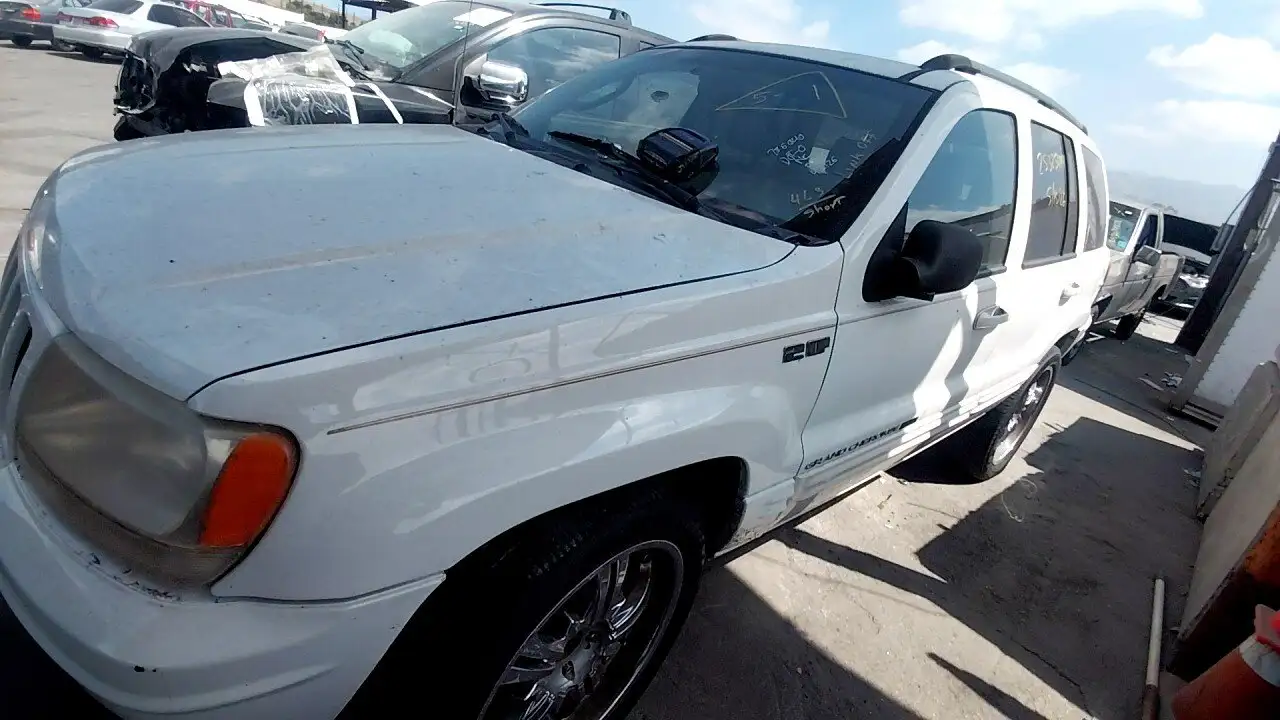 Photo of 2003 Jeep Grand Cherokee