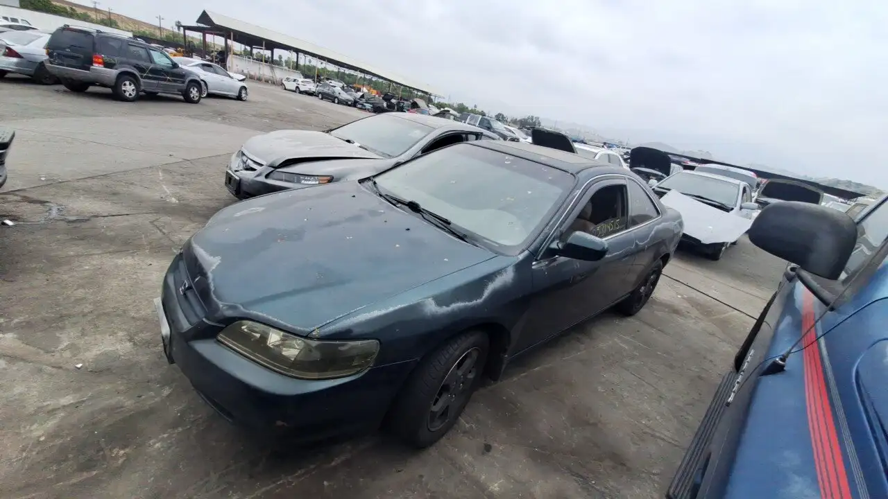 Photo of 2000 Honda Accord