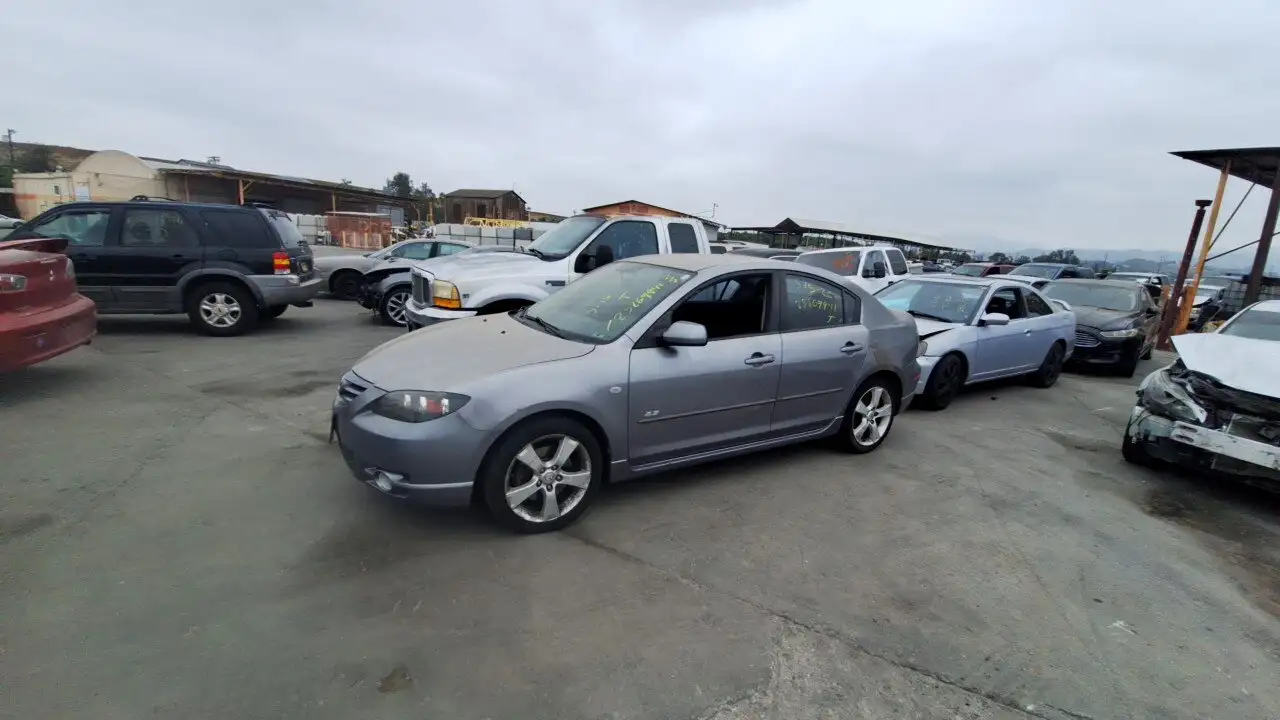 Photo of 2005 Mazda 3