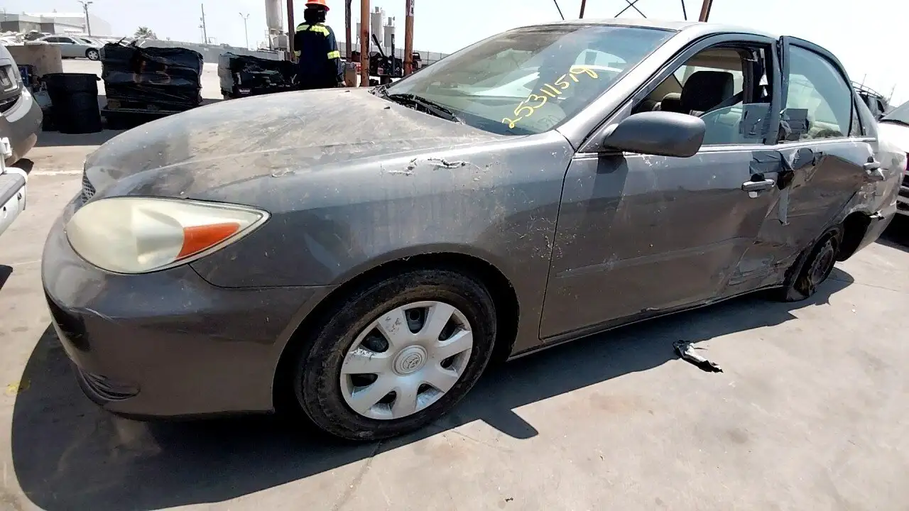 Photo of 2004 Toyota Camry