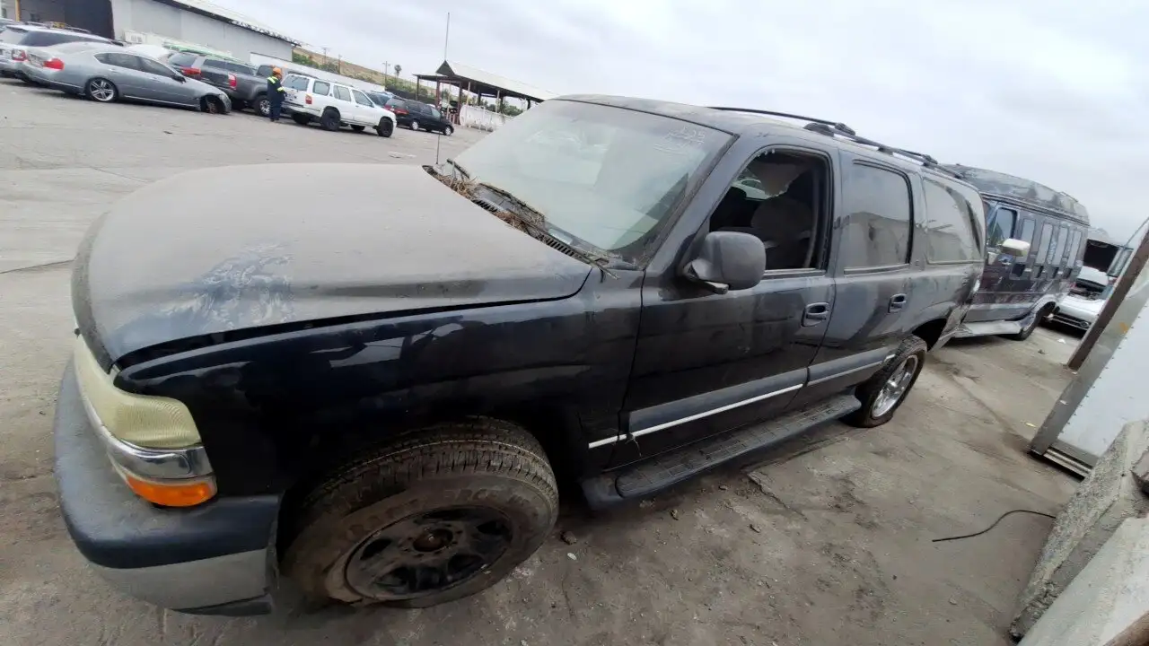 Photo of 2002 Chevrolet Suburban 1500