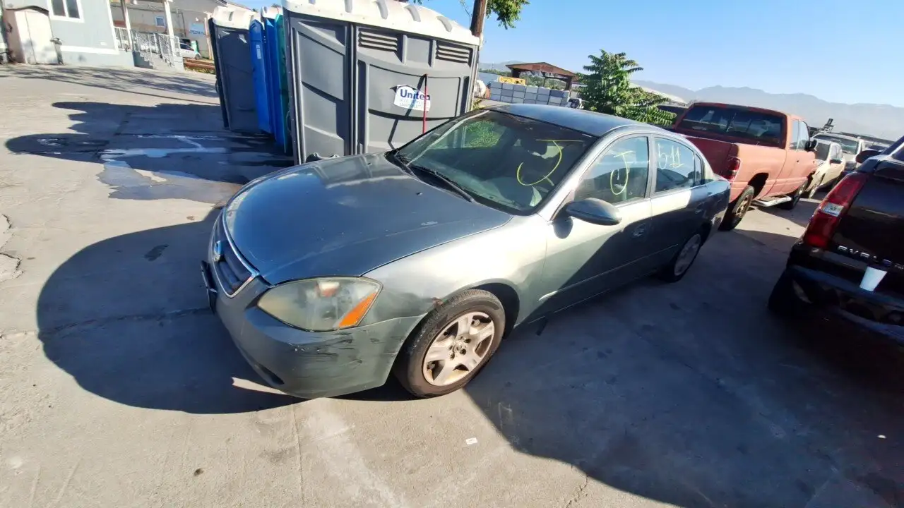 Photo of 2002 Nissan Altima