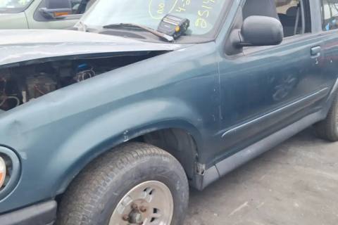 Photo of 1996 Ford Explorer