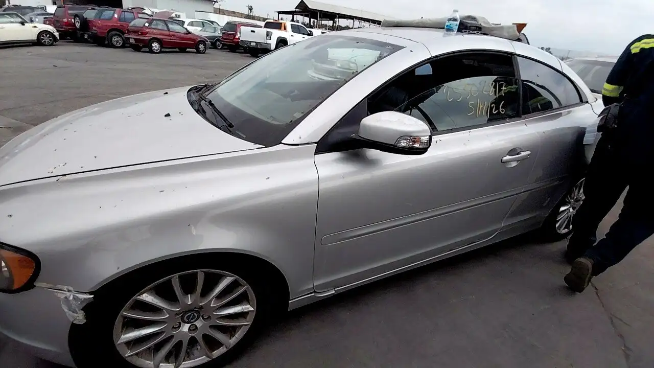 Photo of 2006 Volvo C70