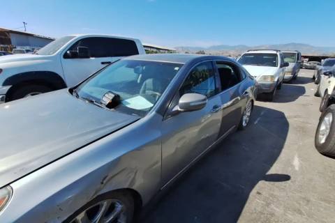 Photo of 2011 Hyundai Equus