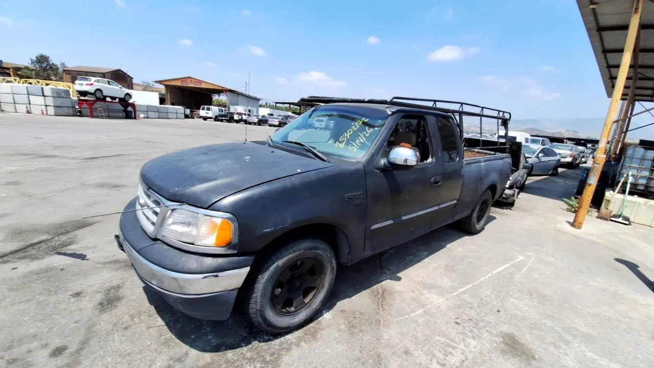 Photo of 2001 Ford F-150