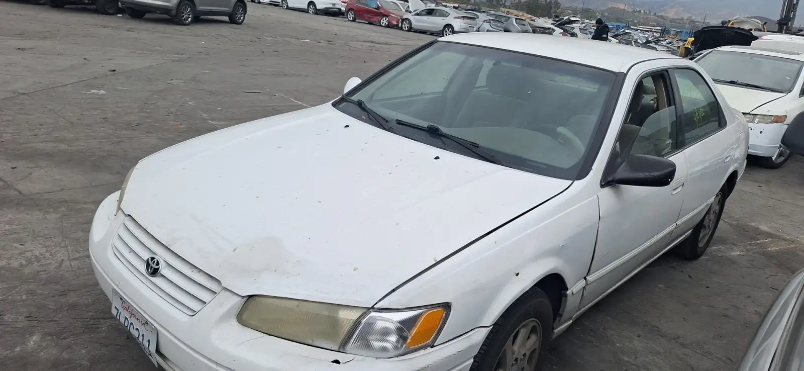 Photo of 1999 Toyota Camry